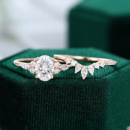 1.33 CT Oval Cluster Moissanite Bridal Set