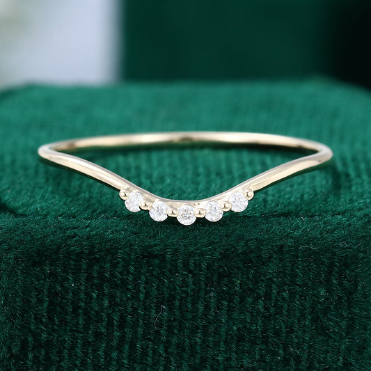 0.05 TCW Round Curved Moissanite Wedding Band