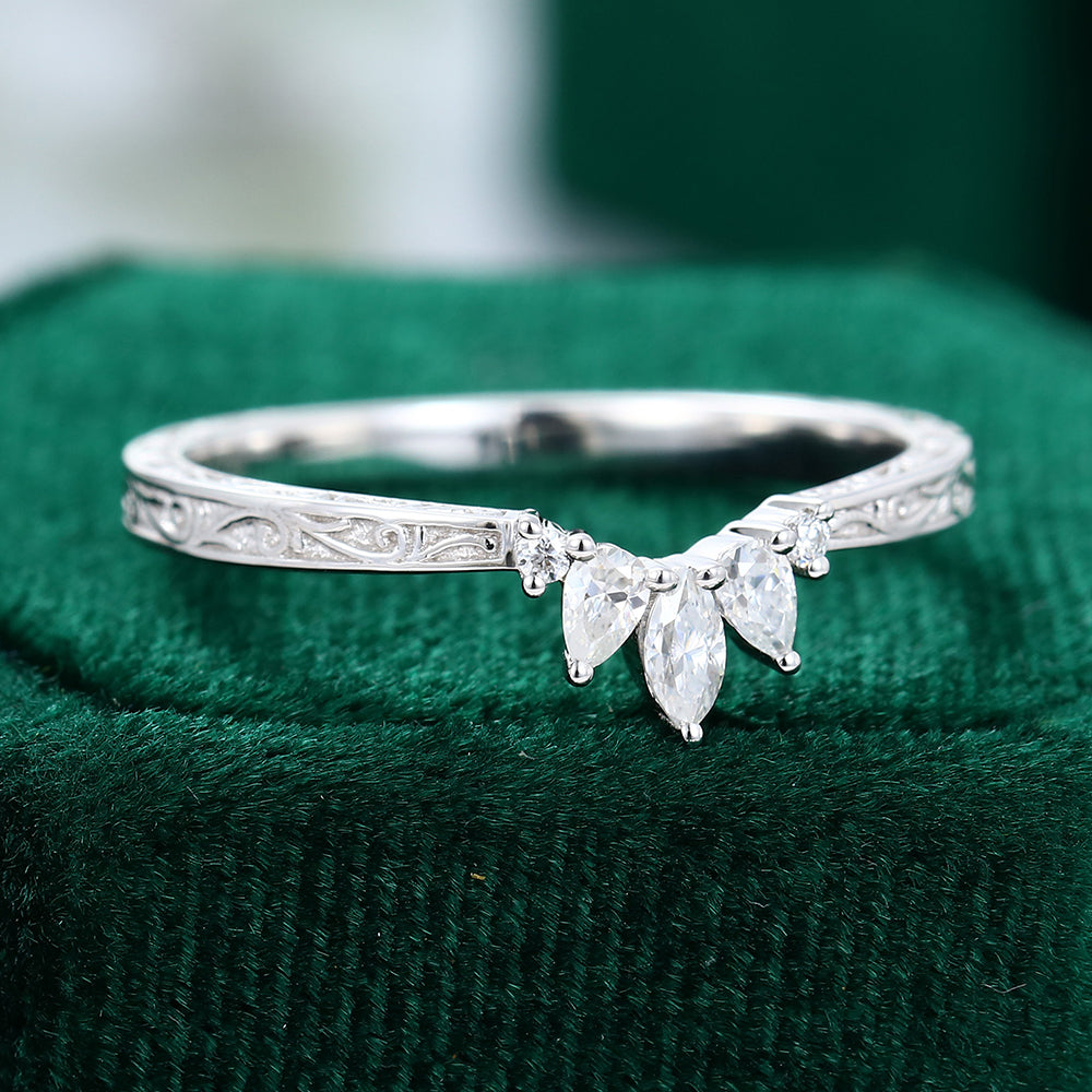 0.19 TCW Round, Pear, Marquise Curved Moissanite Wedding Band
