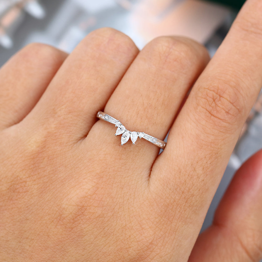 0.19 TCW Round, Pear, Marquise Curved Moissanite Wedding Band