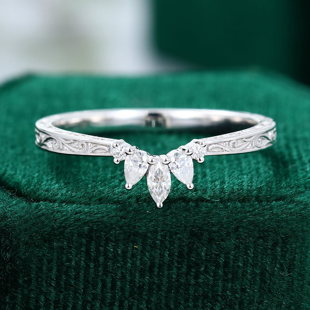 0.19 TCW Round, Pear, Marquise Curved Moissanite Wedding Band