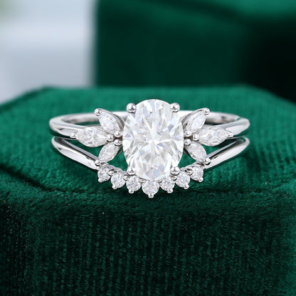 1.33 CT Oval Cluster Moissanite Bridal Set