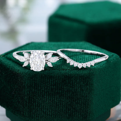 1.33 CT Oval Cluster Moissanite Bridal Set