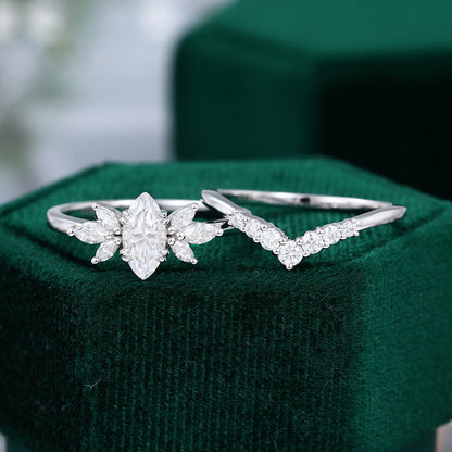 0.47 CT Marquise Cluster Moissanite Bridal Set