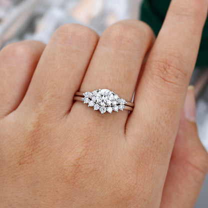 0.88 CT Round Cluster Moissanite Bridal Set