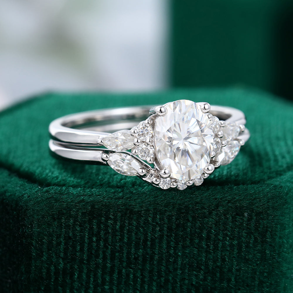 1.33 CT Oval Cluster Moissanite Bridal Set