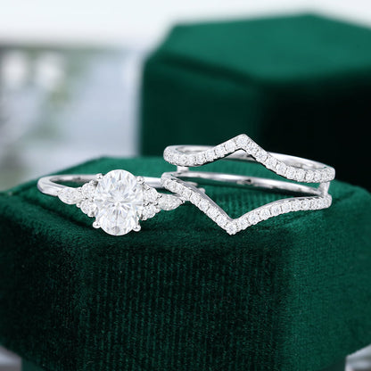 1.33 CT Oval Cluster Moissanite Bridal Set