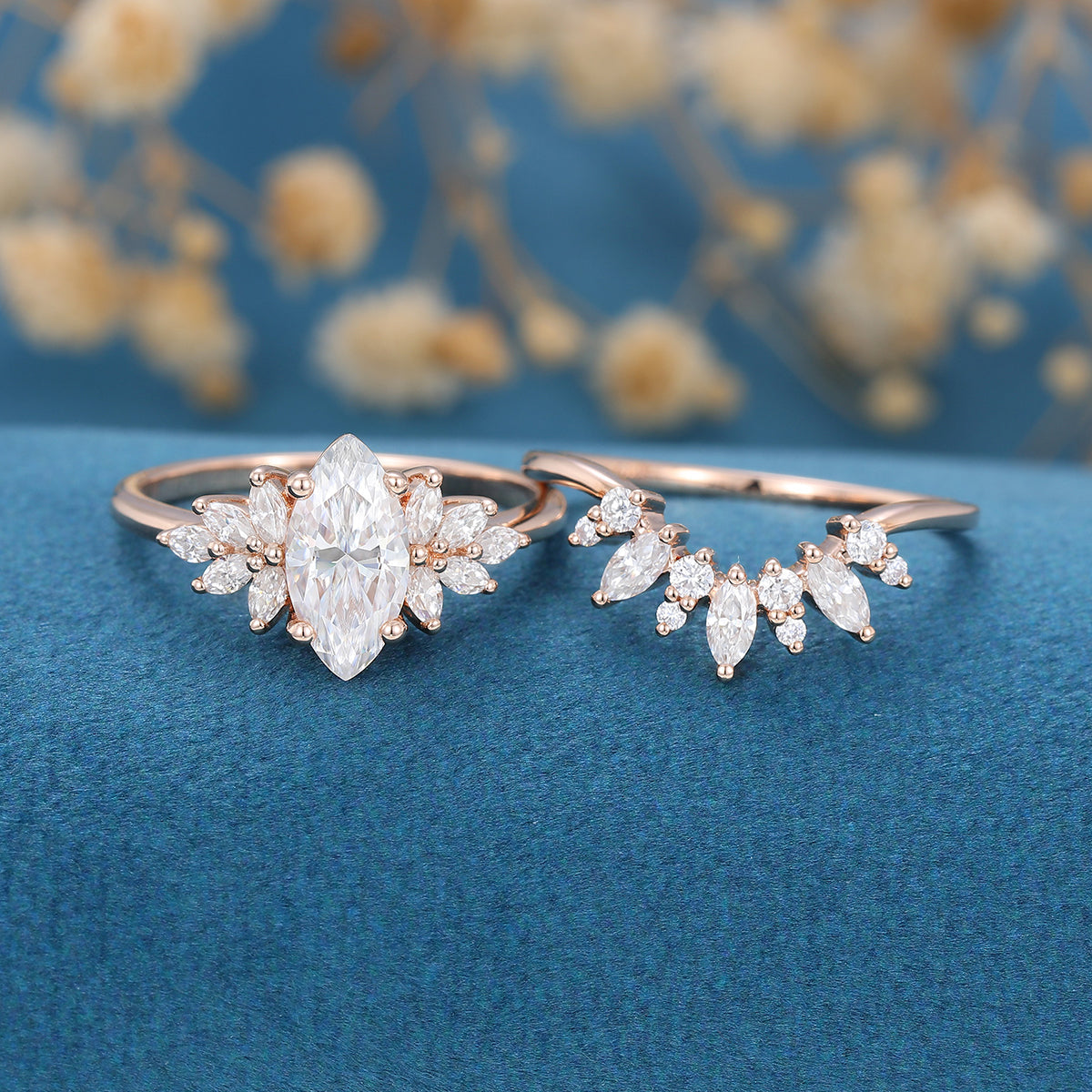 0.9 CT Marquise Cluster Moissanite Bridal Set