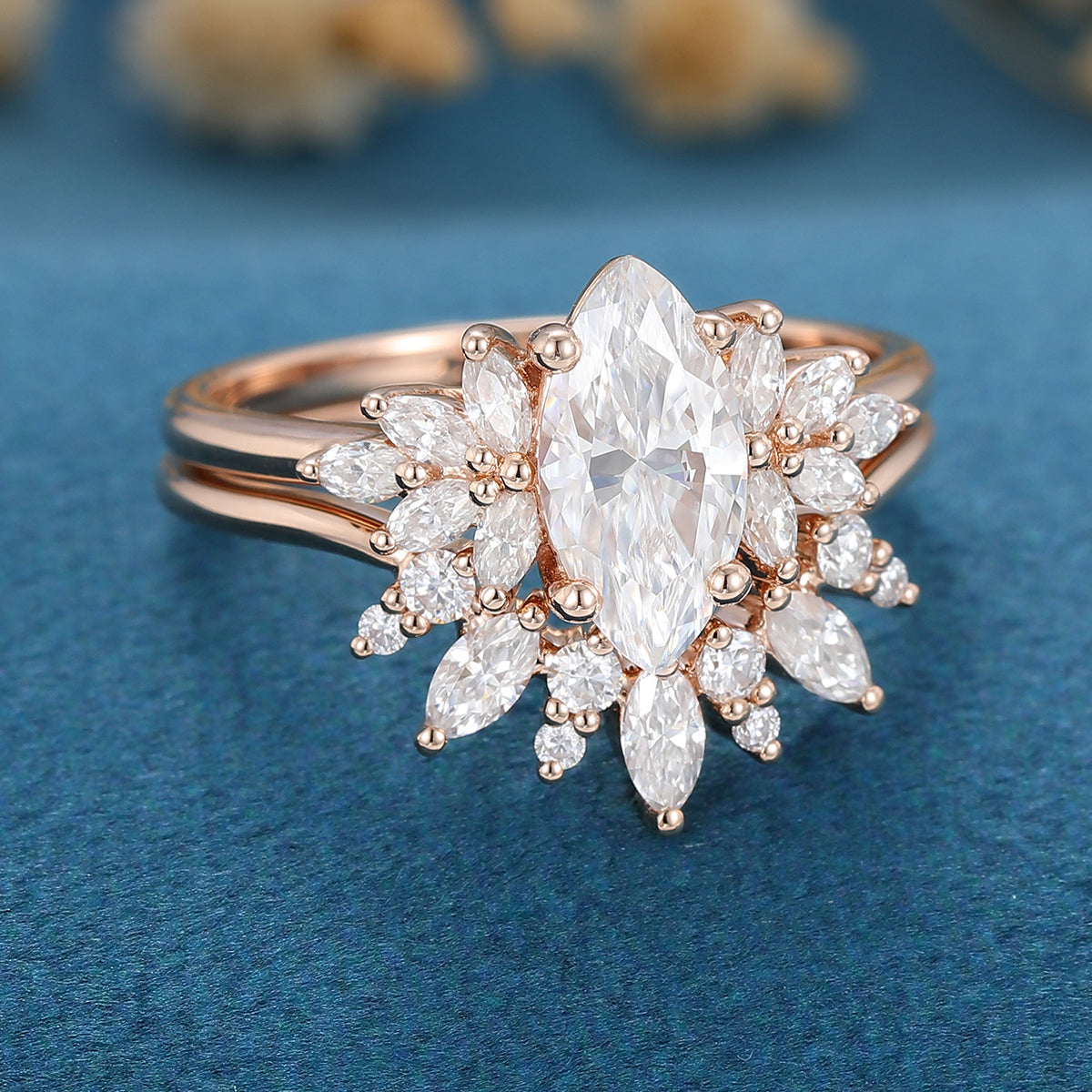 0.9 CT Marquise Cluster Moissanite Bridal Set