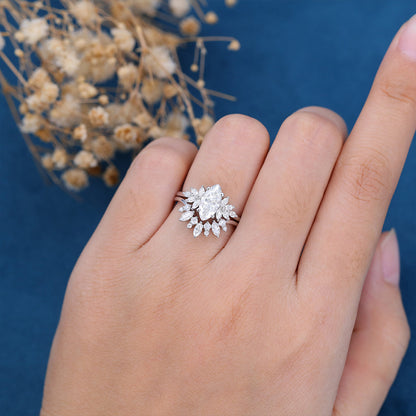 0.9 CT Marquise Cluster Moissanite Bridal Set