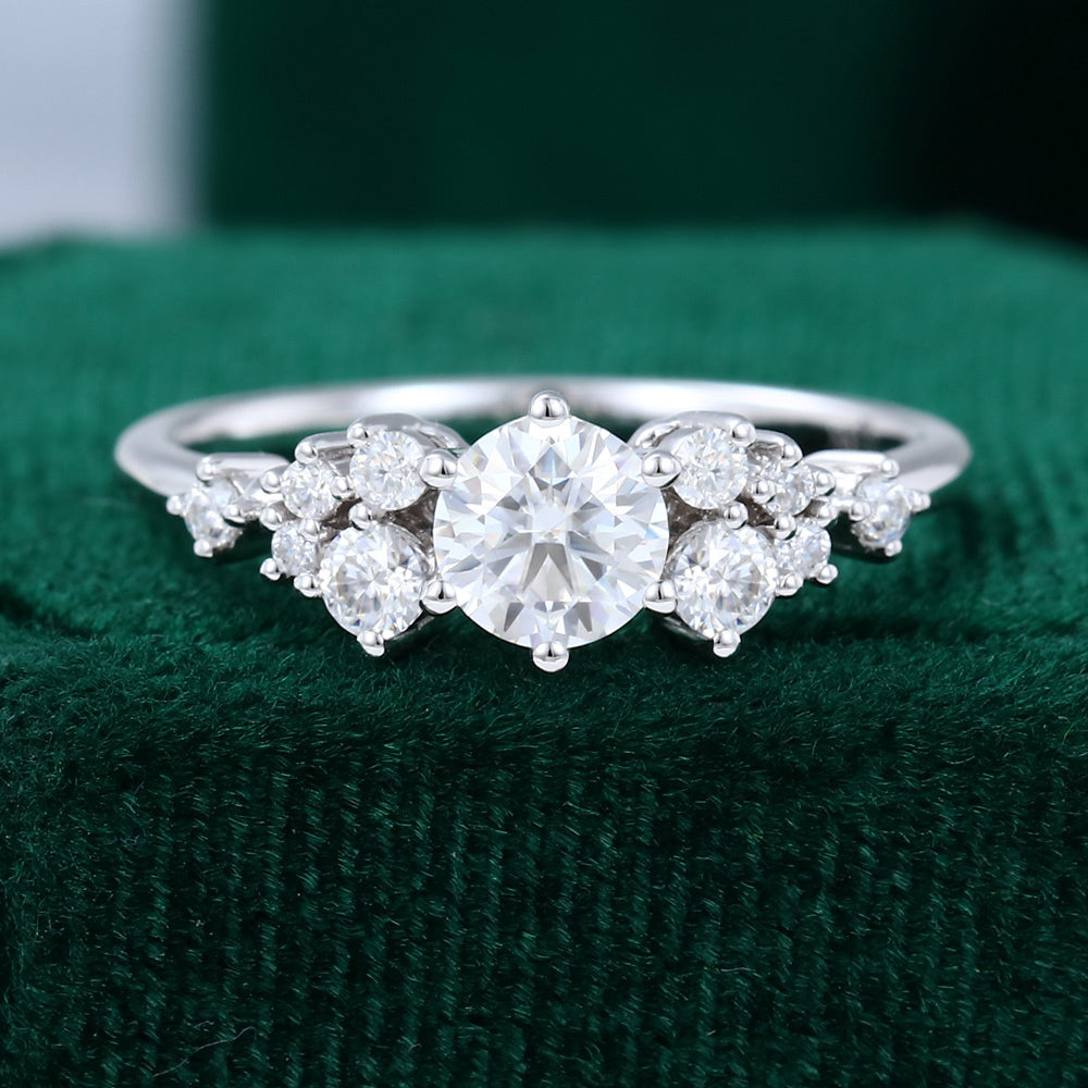 0.41 CT Round Cluster Moissanite Engagement Ring