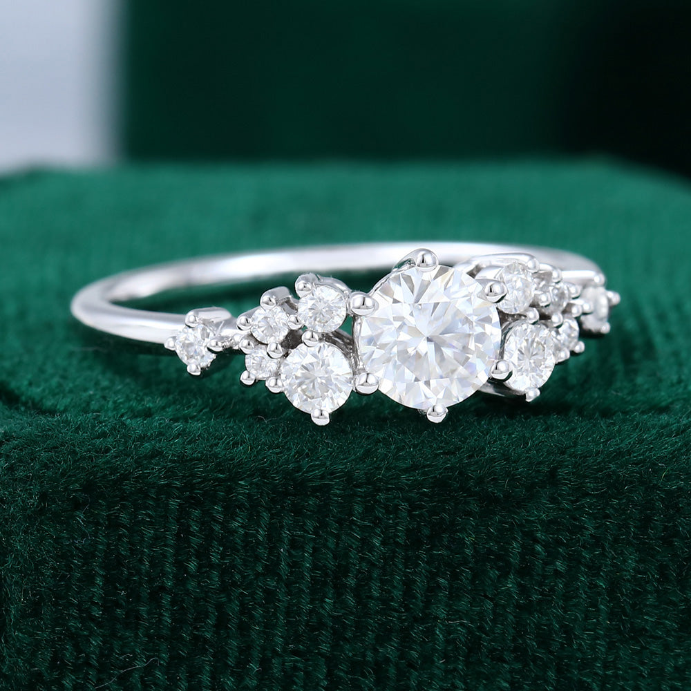 0.41 CT Round Cluster Moissanite Engagement Ring