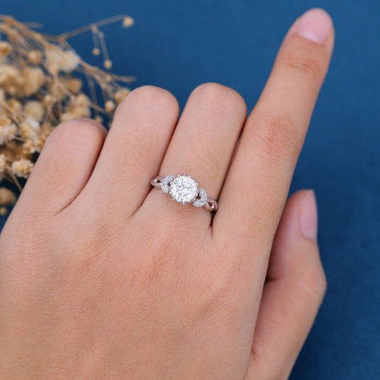 1.1 CT Round Vintage Cluster Moissanite Engagement Ring