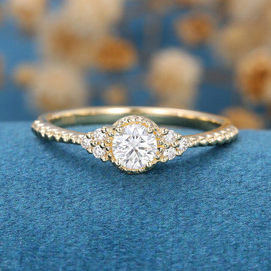 0.22 CT Round Cluster Moissanite Engagement Ring