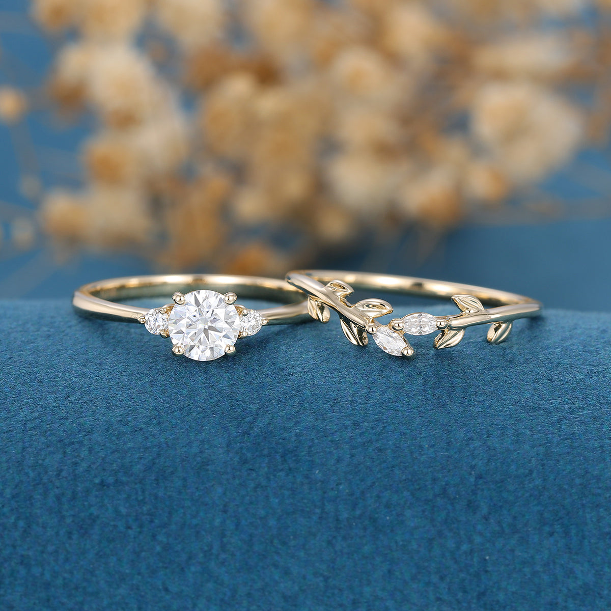 0.54 CT Round Three Stone Moissanite Bridal Set