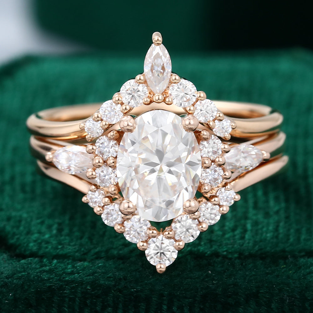 1.33 CT Oval Cluster Moissanite Bridal Set