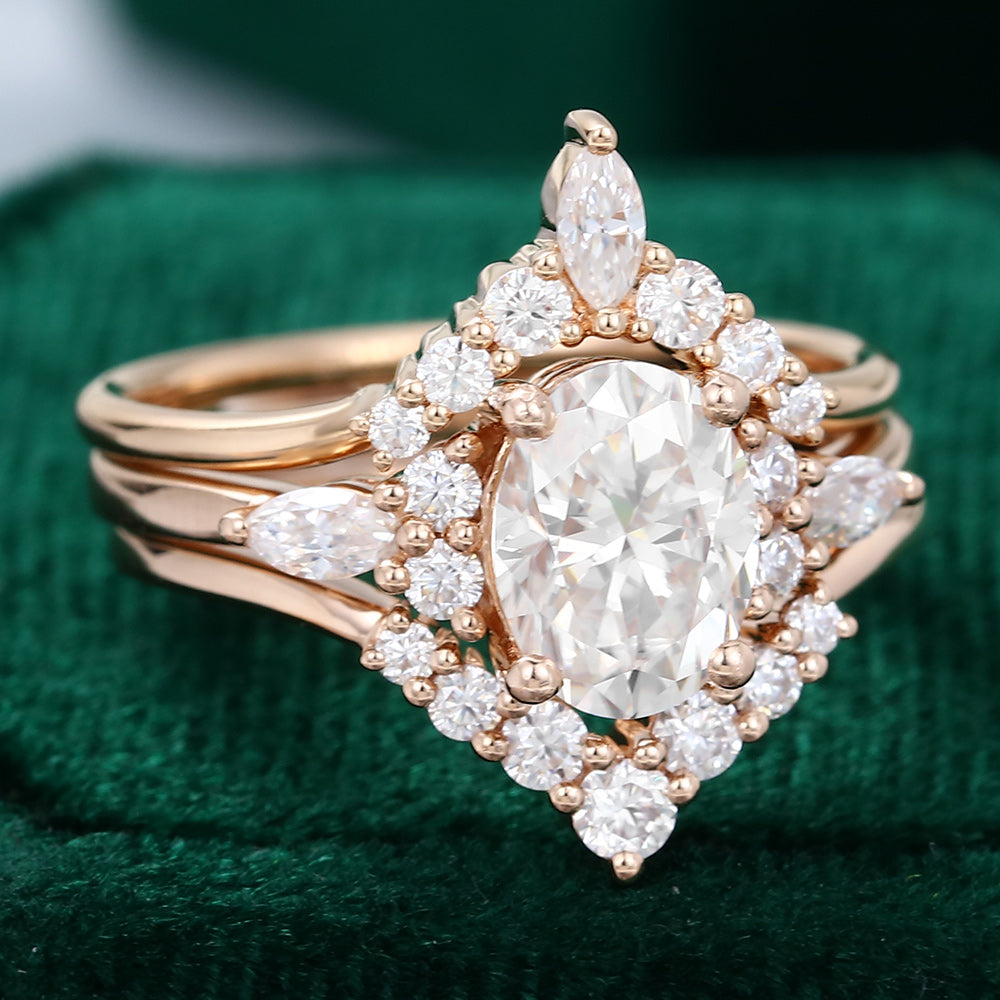 1.33 CT Oval Cluster Moissanite Bridal Set