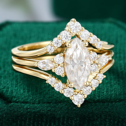 0.9 CT Marquise Cluster Moissanite Bridal Set