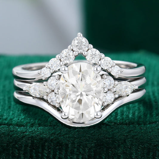 1.33 CT Oval Cluster Moissanite Bridal Set