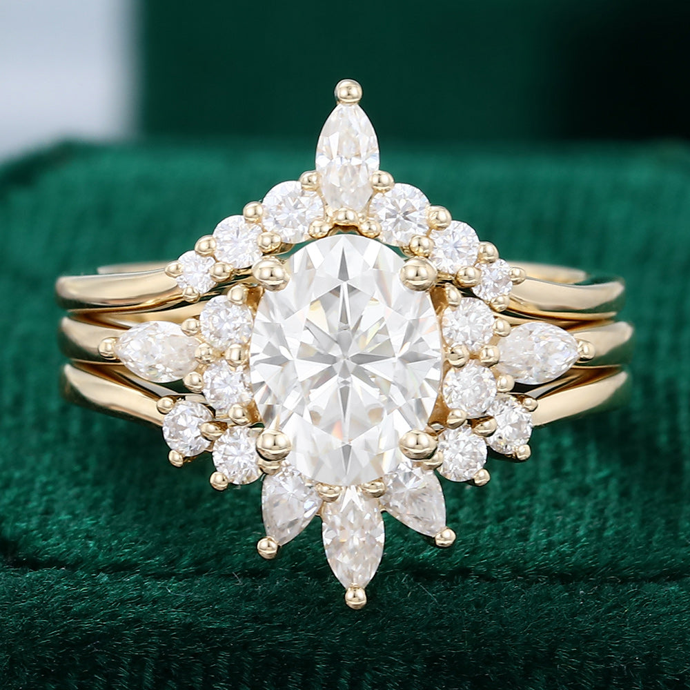1.33 CT Oval Cluster Moissanite Bridal Set