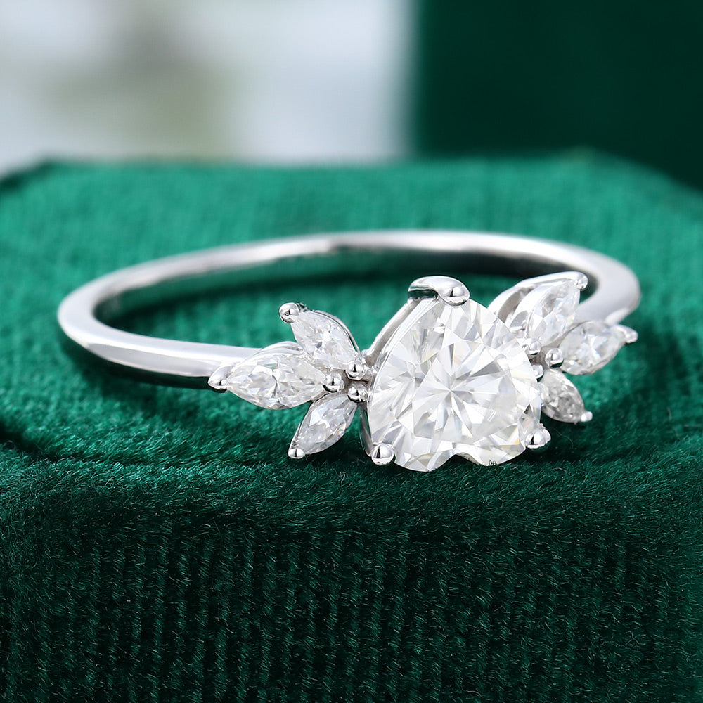 1.6 CT Heart Cluster Moissanite Engagement Ring