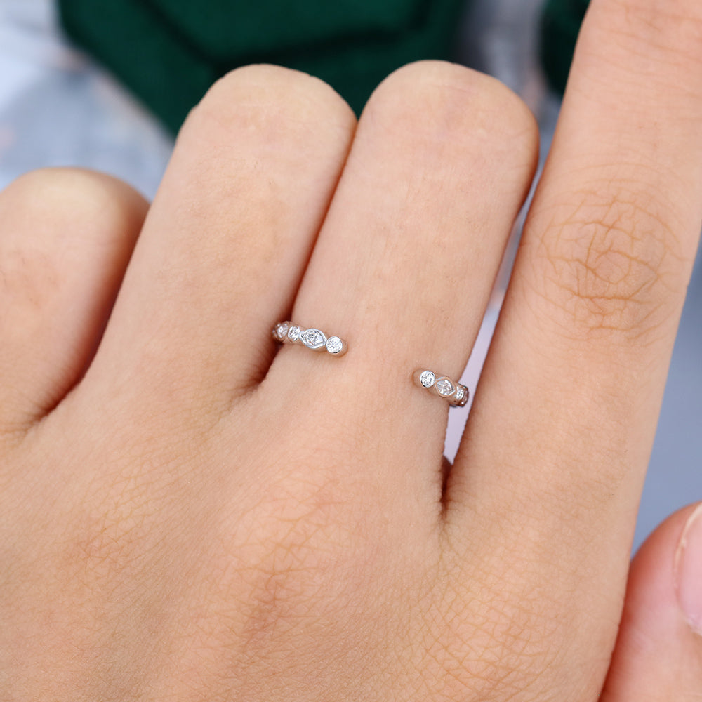 0.38 TCW Marquise & Round Open Shank Moissanite Wedding Band