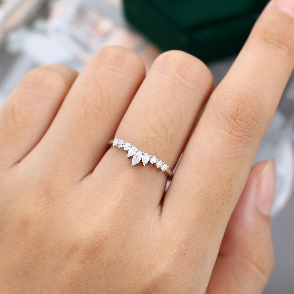 0.3 TCW Pear, Marquise & Round Curved Moissanite Wedding Band