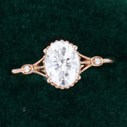 1.33 CT Oval Three Stone Moissanite Engagement Ring