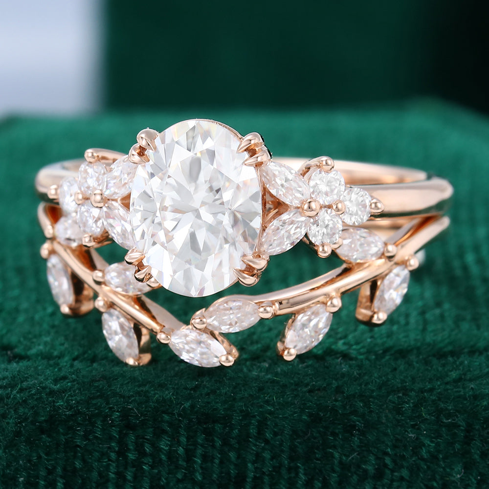 1.33 CT Oval Cluster Moissanite Bridal Set