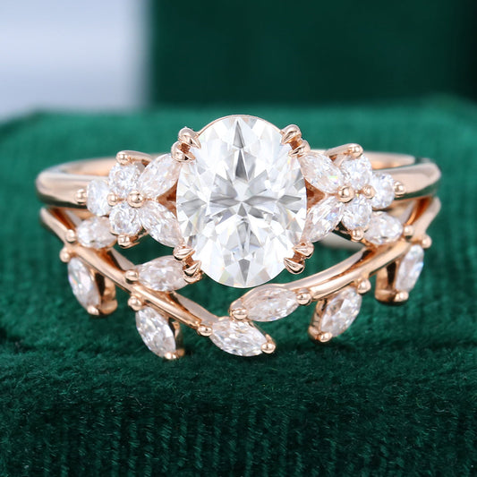 1.33 CT Oval Cluster Moissanite Bridal Set