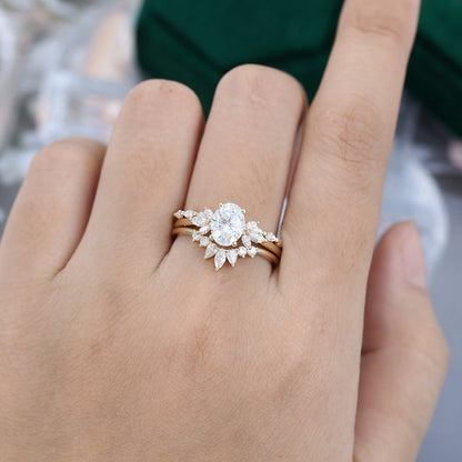 1.33 CT Oval Cluster Moissanite Bridal Set