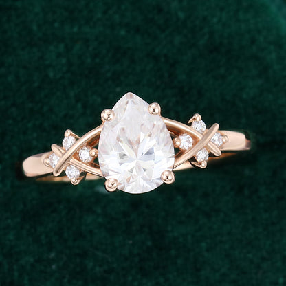 1 CT Pear Cluster Moissanite Engagement Ring
