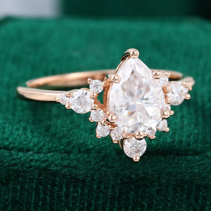 1 CT Pear Cluster Moissanite Engagement Ring