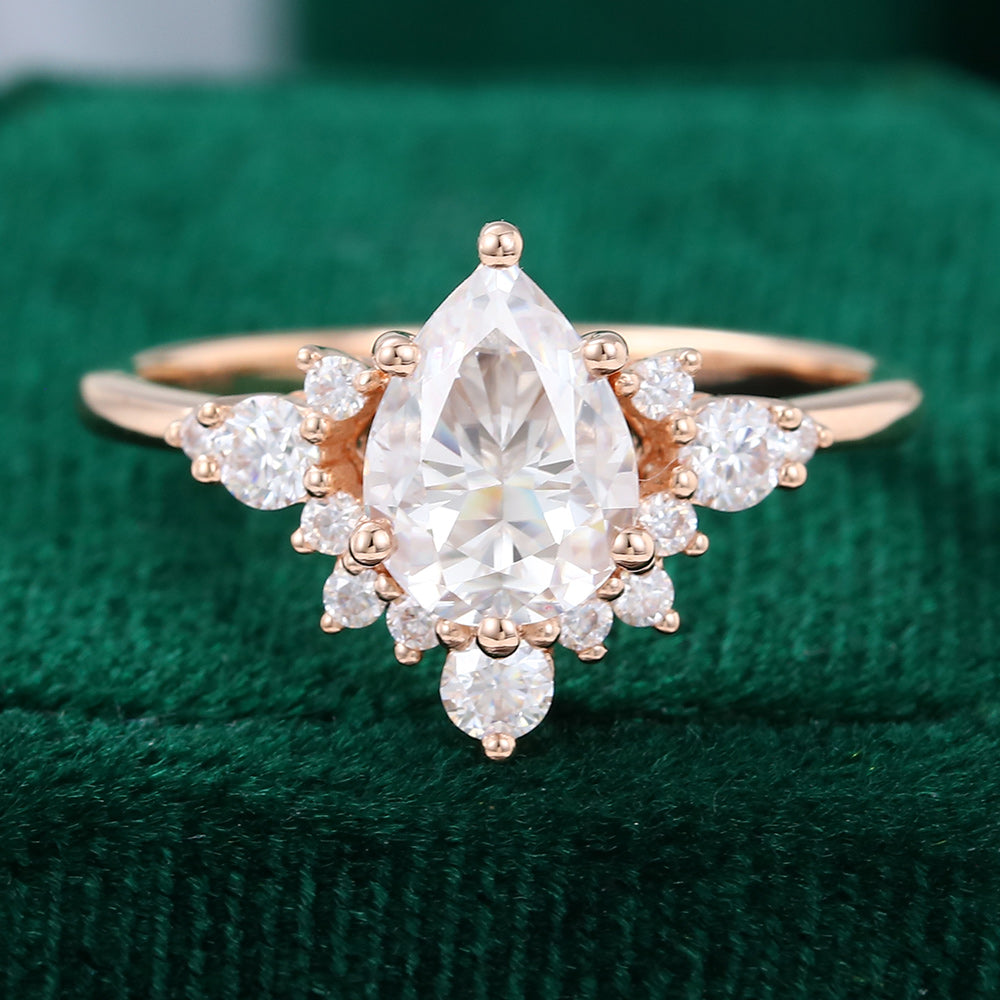 1 CT Pear Cluster Moissanite Engagement Ring