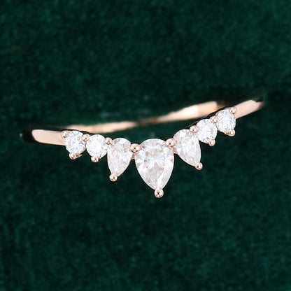 0.3 TCW Pear & Round Curved Moissanite Wedding Band