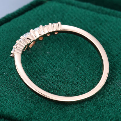 0.3 TCW Pear & Round Curved Moissanite Wedding Band