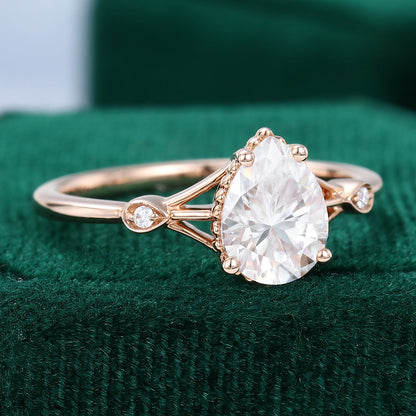 1 CT Pear Three Stone Moissanite Engagement Ring