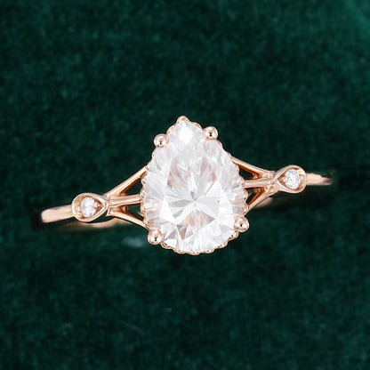 1 CT Pear Three Stone Moissanite Engagement Ring