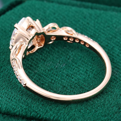 1 CT Pear Cluster Moissanite Engagement Ring