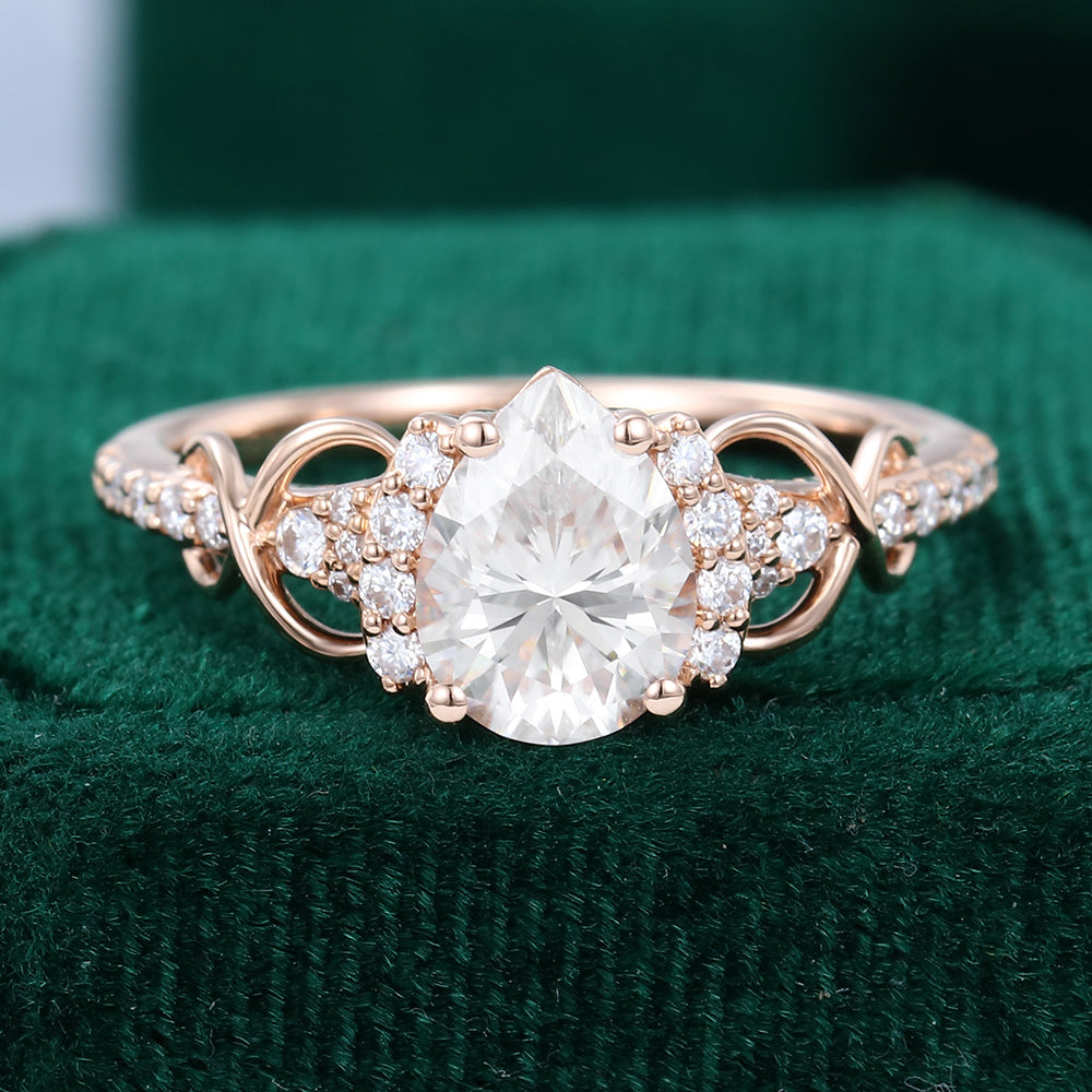 1 CT Pear Cluster Moissanite Engagement Ring