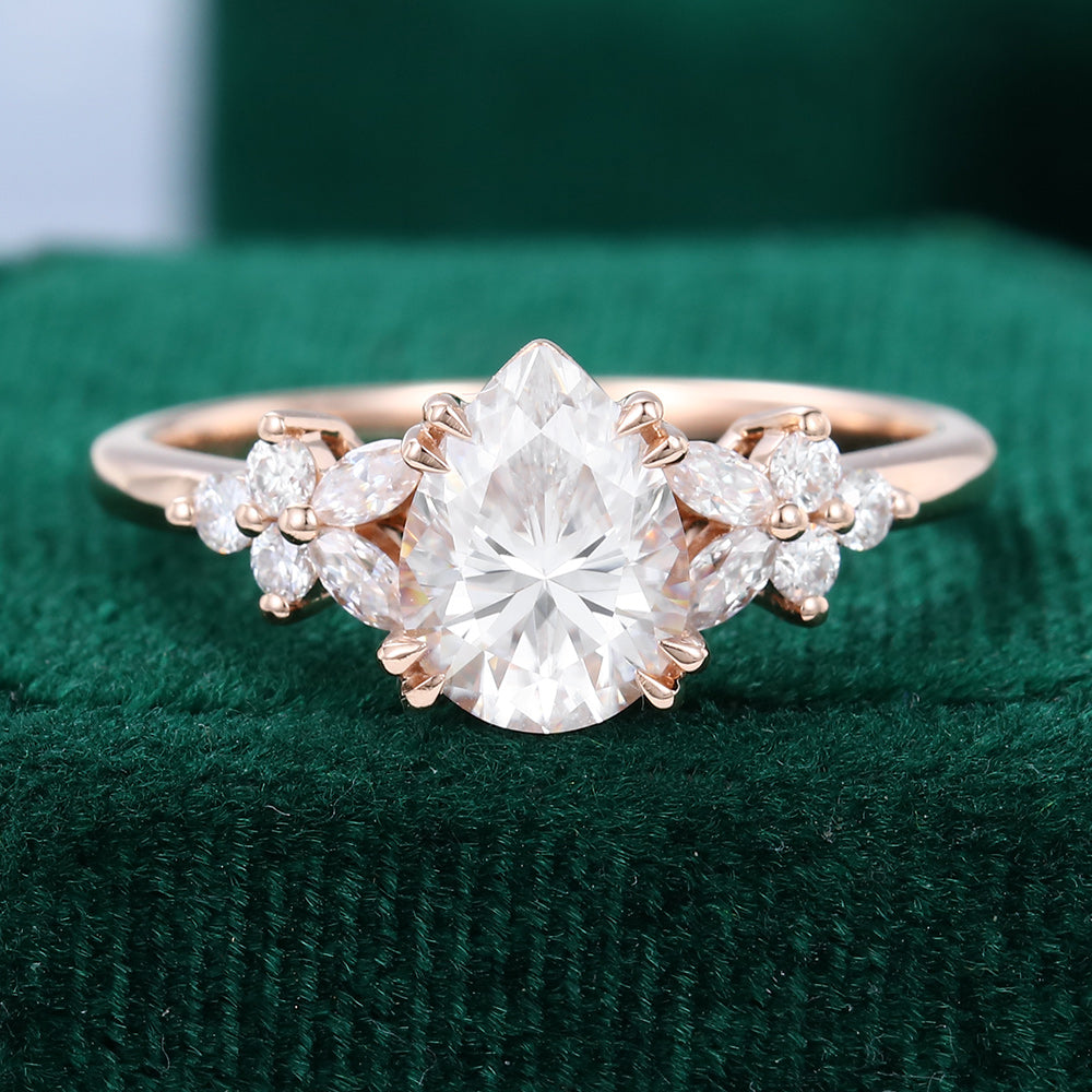 1 CT Pear Cluster Moissanite Engagement Ring