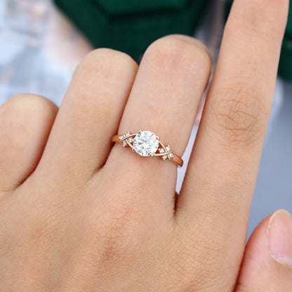 0.88 CT Round Cluster Moissanite Engagement Ring