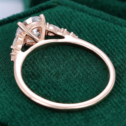 0.88 CT Round Cluster Moissanite Engagement Ring