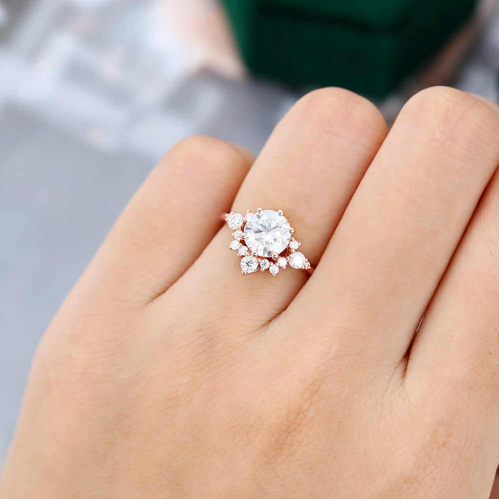 1.1 CT Round Cluster Moissanite Engagement Ring