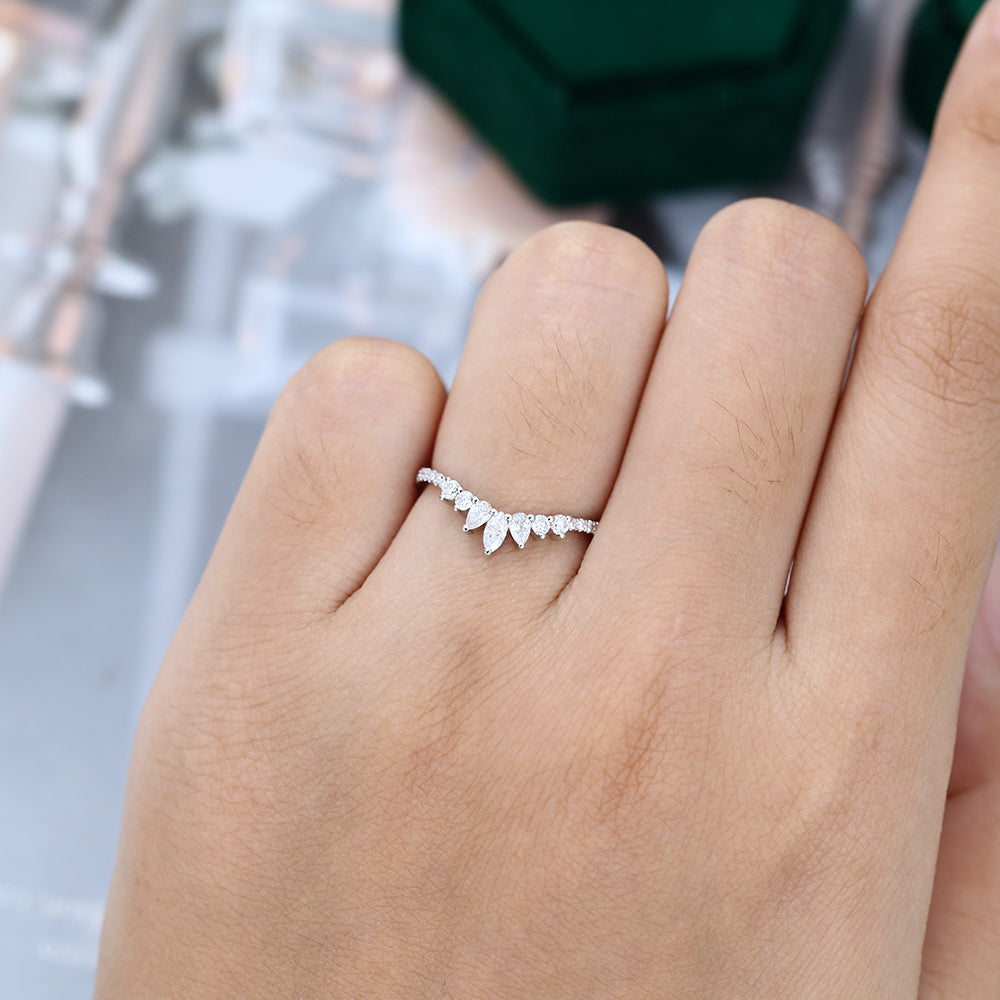 0.27 TCW Pear, Marquise & Round Curved Moissanite Wedding Band