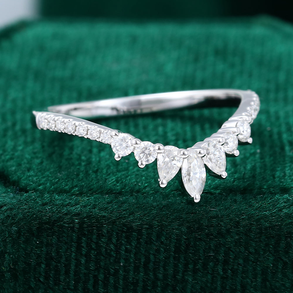 0.27 TCW Pear, Marquise & Round Curved Moissanite Wedding Band