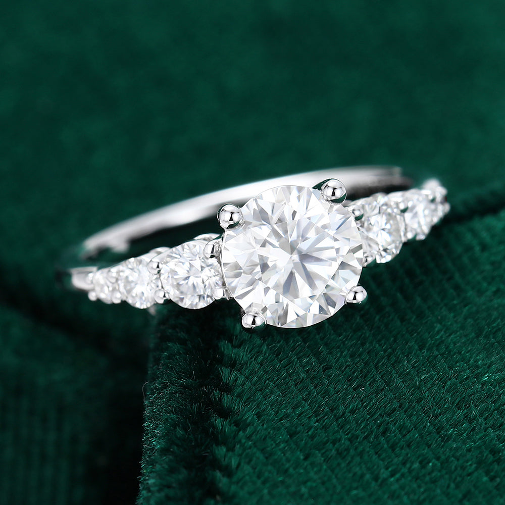 0.88 CT Round Cluster Moissanite Engagement Ring
