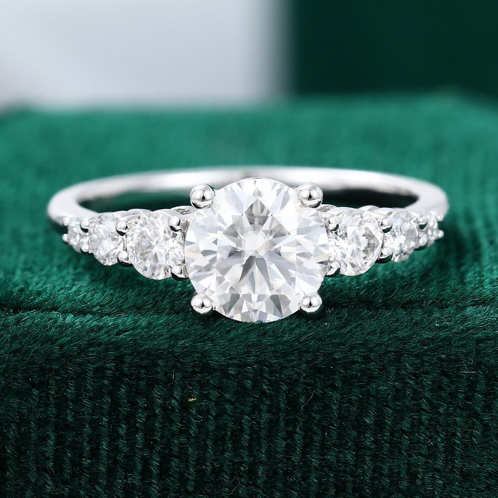0.88 CT Round Cluster Moissanite Engagement Ring