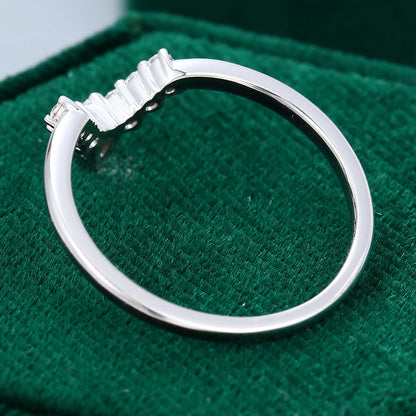 0.2 TCW Marquise & Round Curved Moissanite Wedding Band