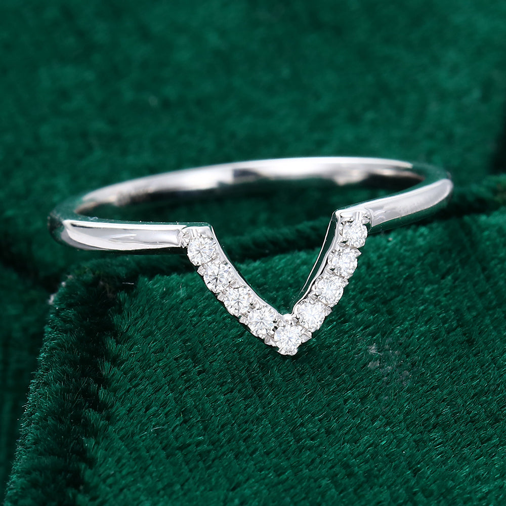 0.09 TCW Round Curved Moissanite Wedding Band